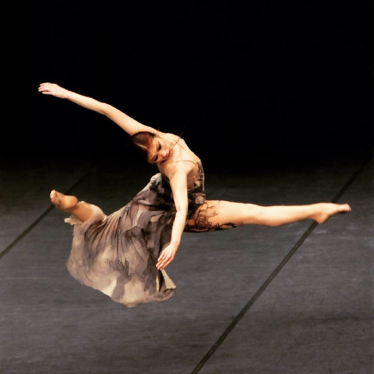 伊東みどり・由里ダンスパレットの講師紹介